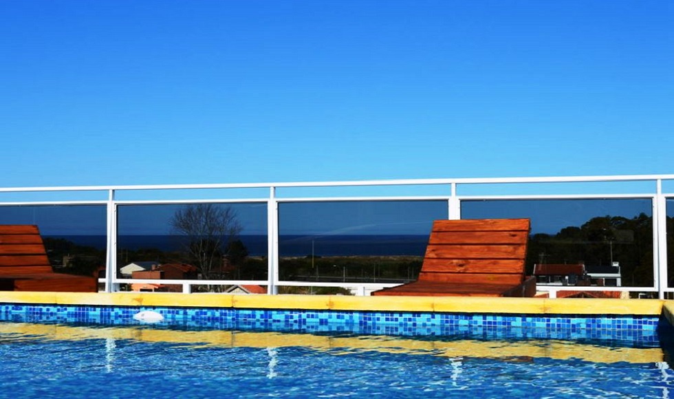 Qué mejor regalo en Navidad que una estadía para dos en un hotel cerca de la playa a pasos de Montevideo
